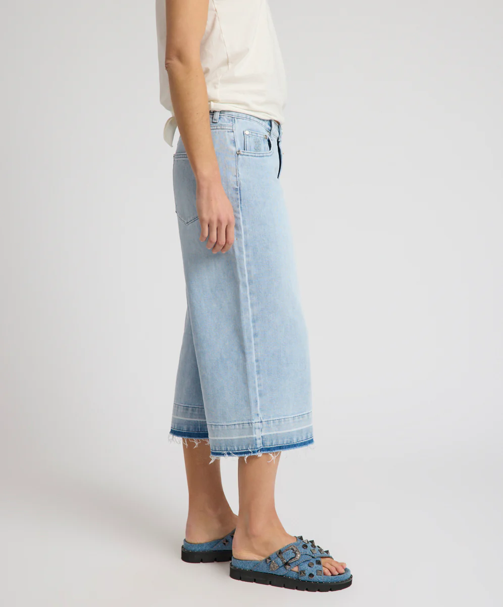 720'S Mid Waist Super Long Length Boyfriend Denim Jorts - Blue Latte - Image 6