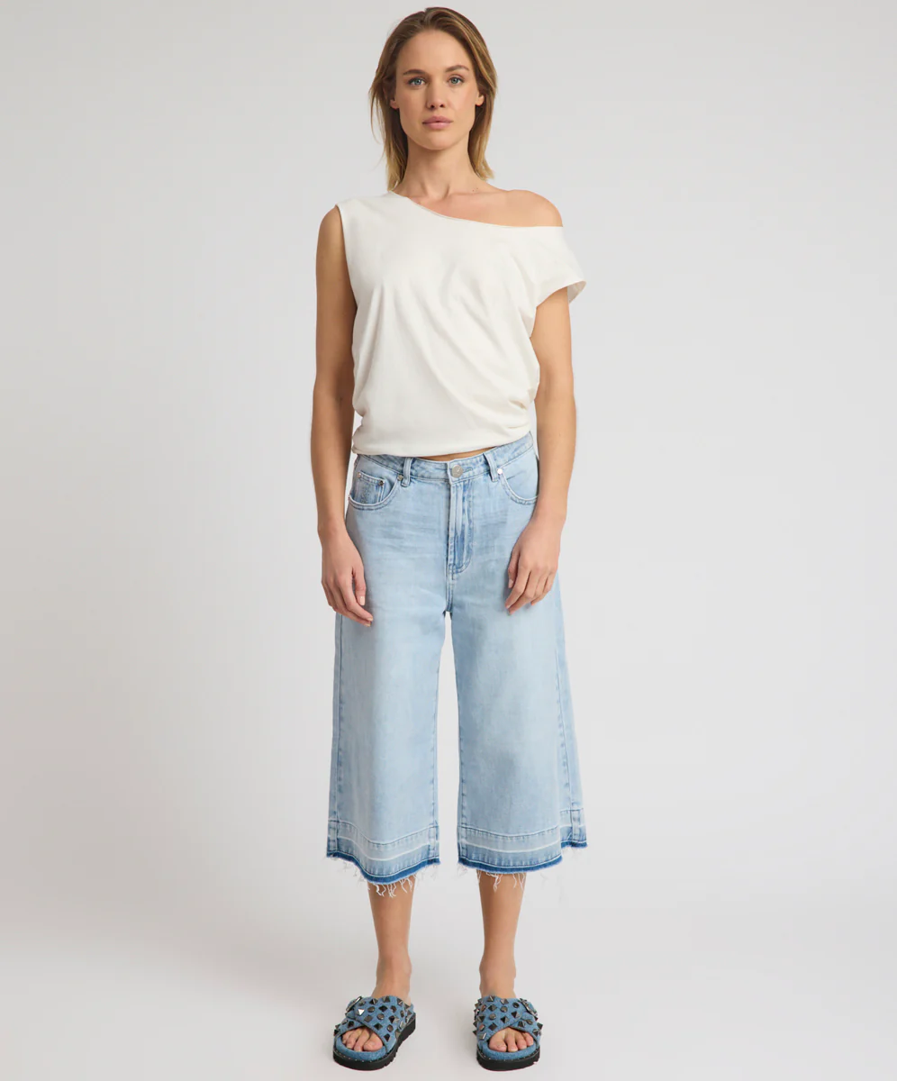 720'S Mid Waist Super Long Length Boyfriend Denim Jorts - Blue Latte - Image 8