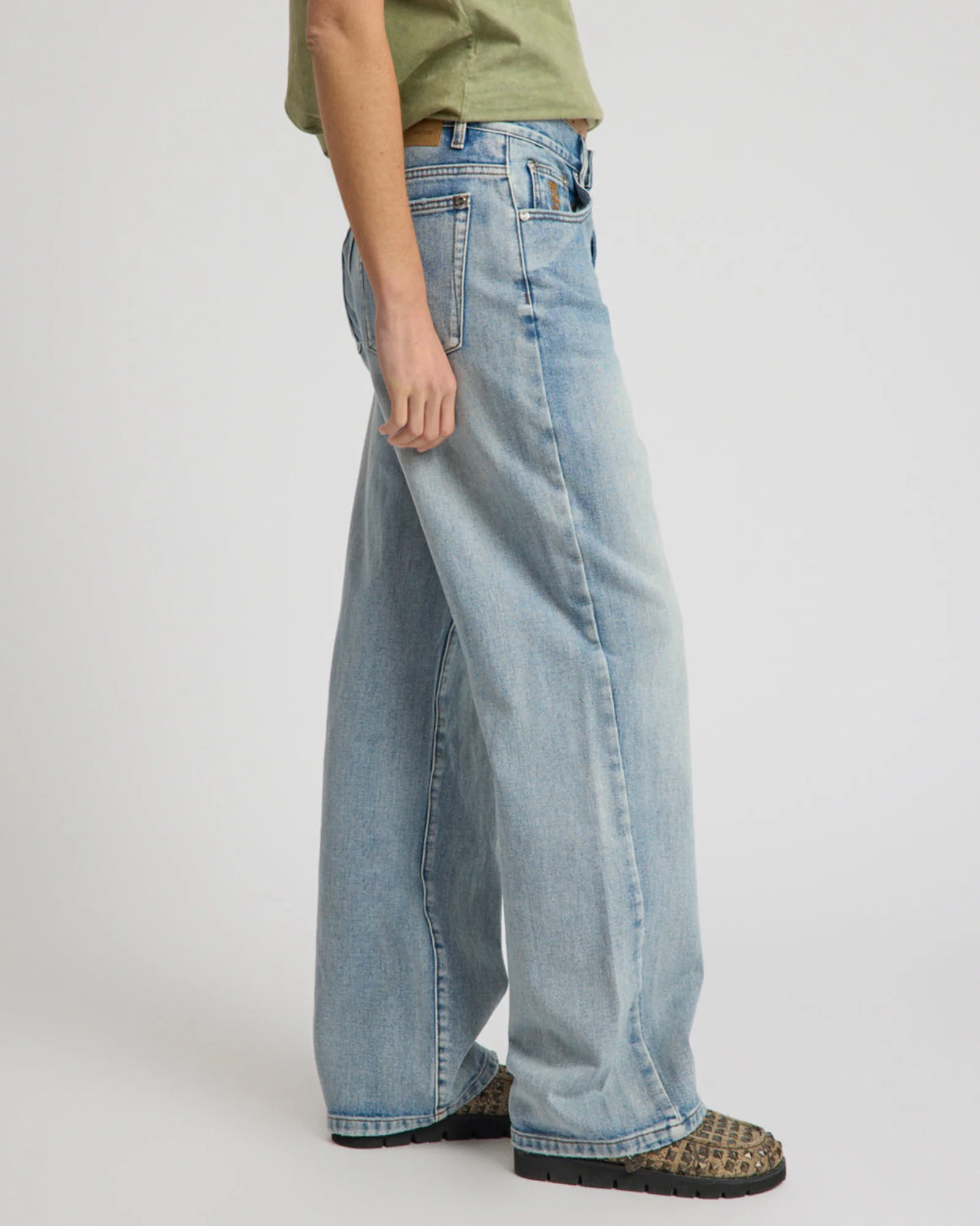 Baxters Mid Waist Wide Leg Denim Jeans - Hendrixe Blue - Image 6