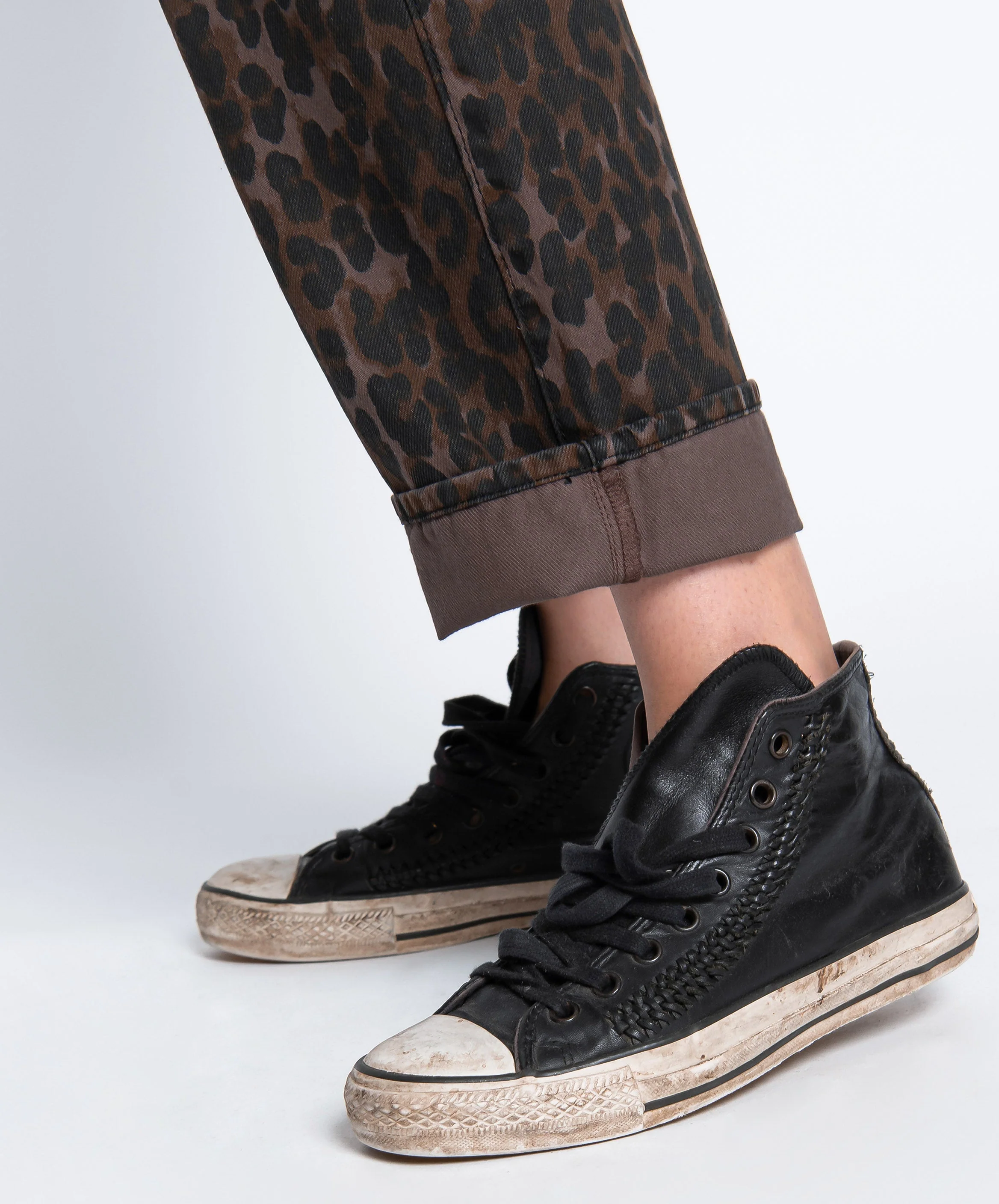 Truckers Mid Waist Straight Leg Denim Jeans - Bronze Leo - Image 5