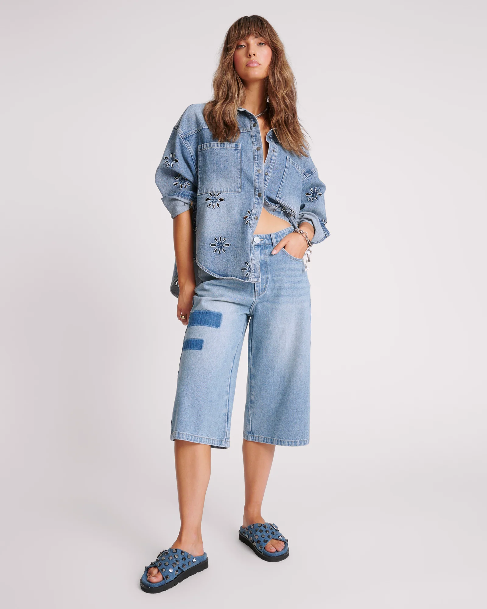 720'S Mid Waist Super Long Length Shorts - Cobaine