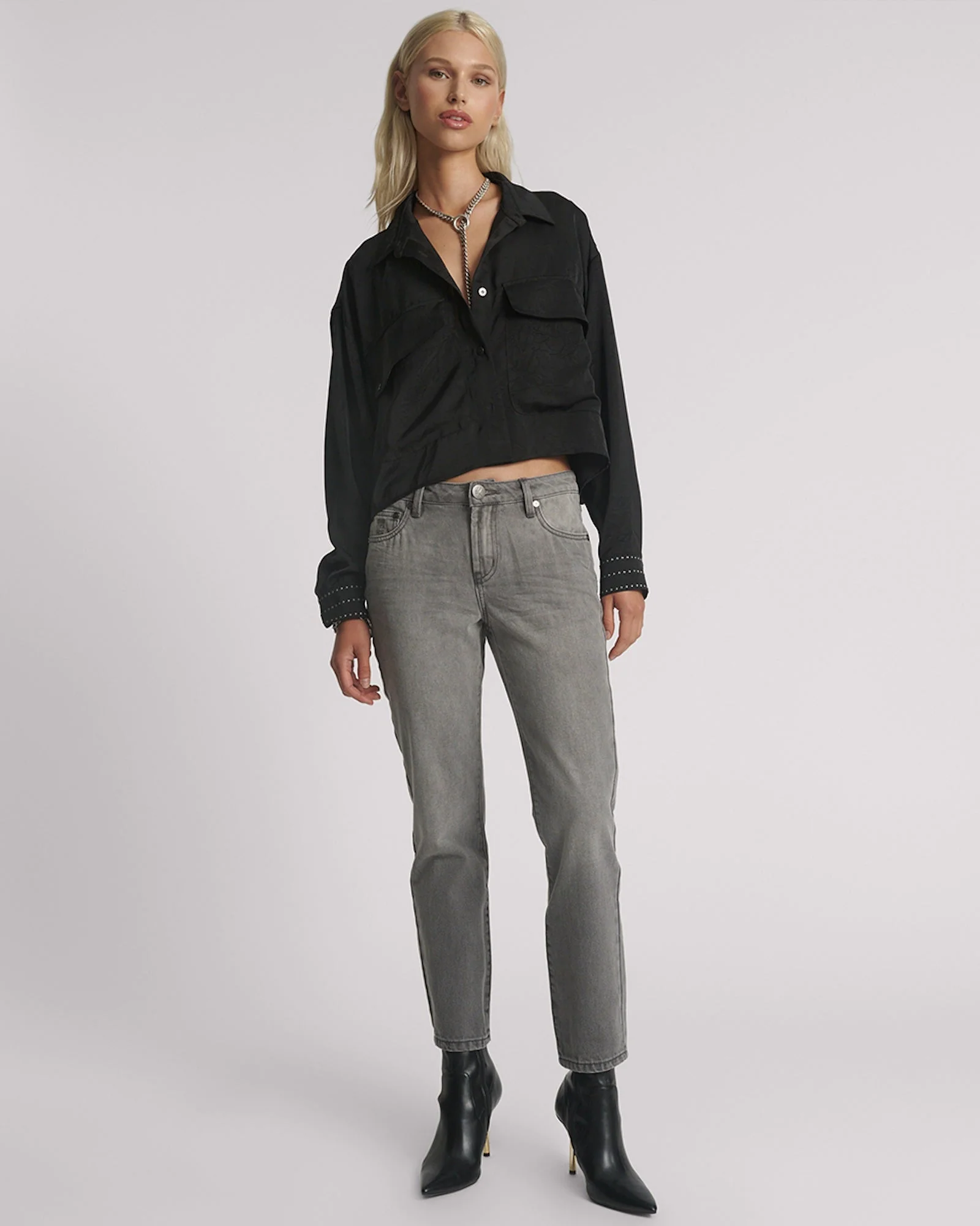 Crushed Satin Oversized Pocket Cropped Shirt - Black - Image 5