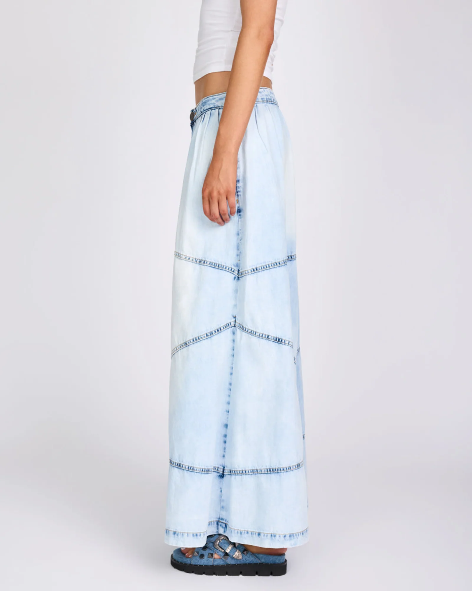 Daddios Low Waist Super Wide Leg Denim Jeans - Depeche Blue - Image 5