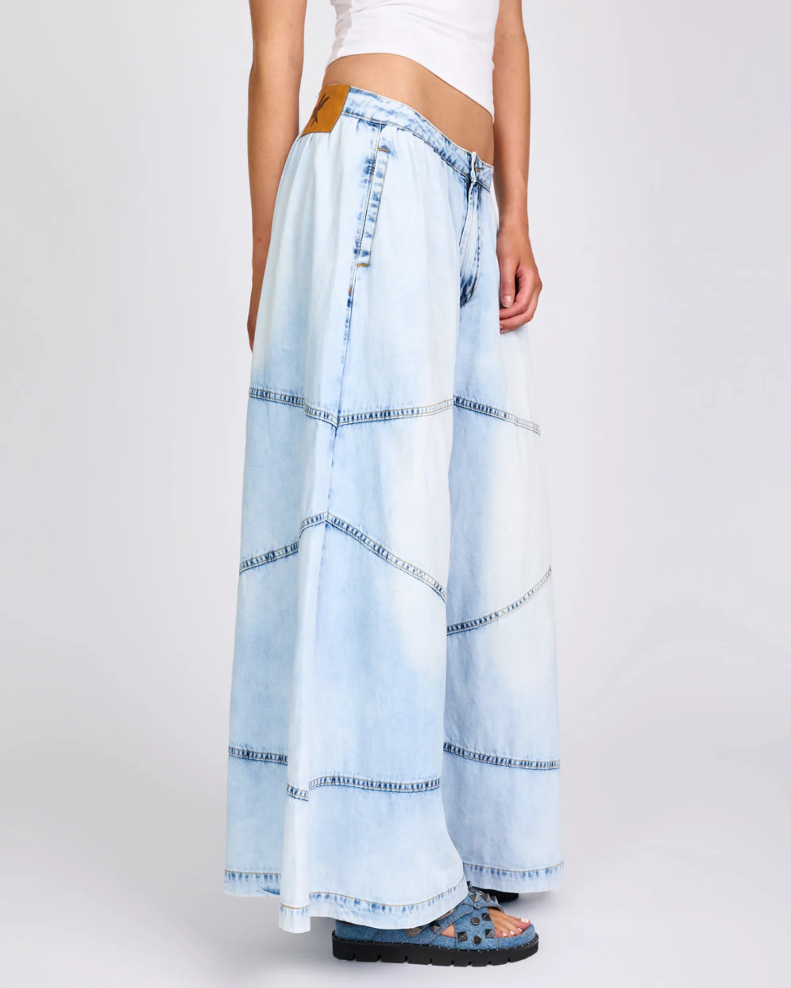 Daddios Low Waist Super Wide Leg Denim Jeans - Depeche Blue - Image 7