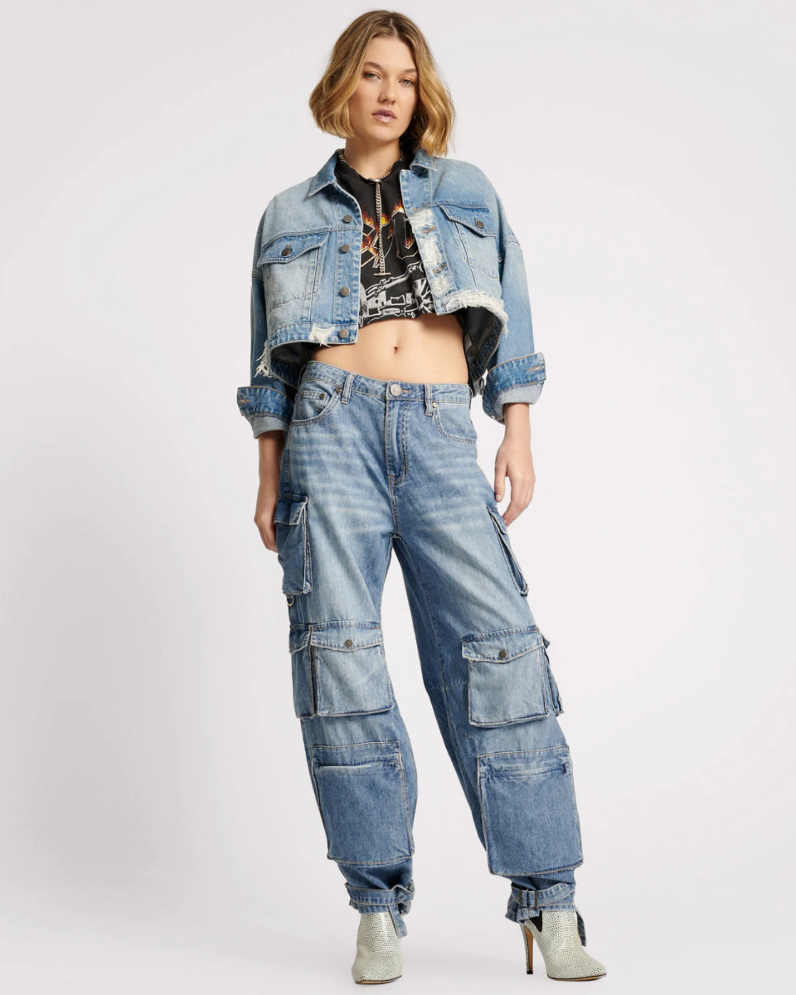 Studded Cropped Denim Jacket - Faded Blue - Image 3