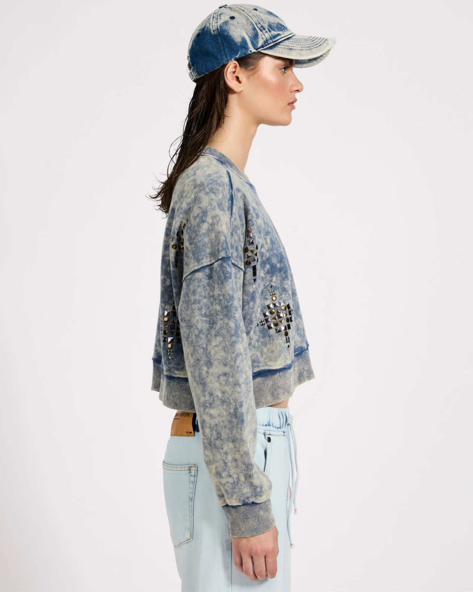 Fleece Cropped Star Studded Sweater - Acid Wash Blue - Image 7