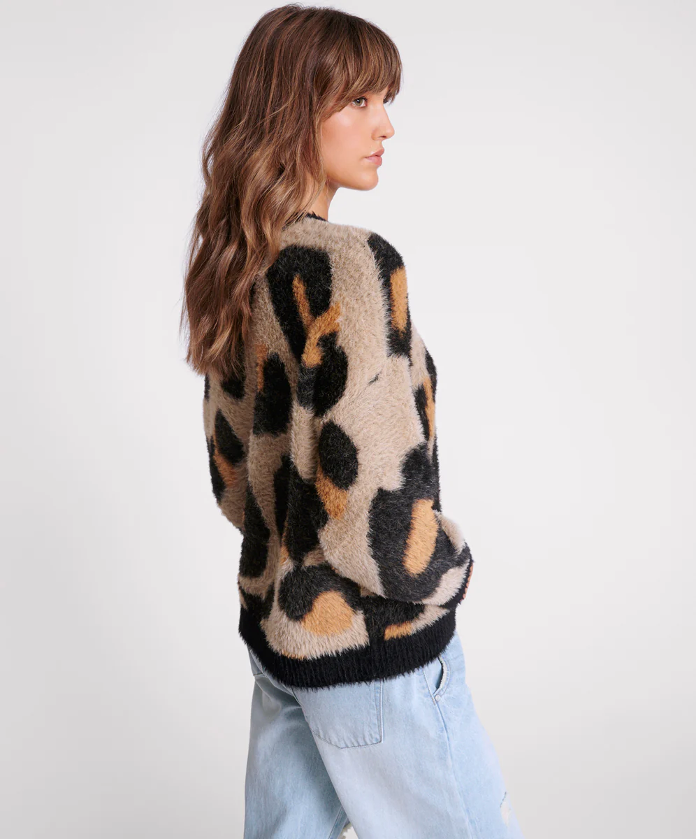 Fluffy Leopard Batwing Sweater - Tan - Image 4