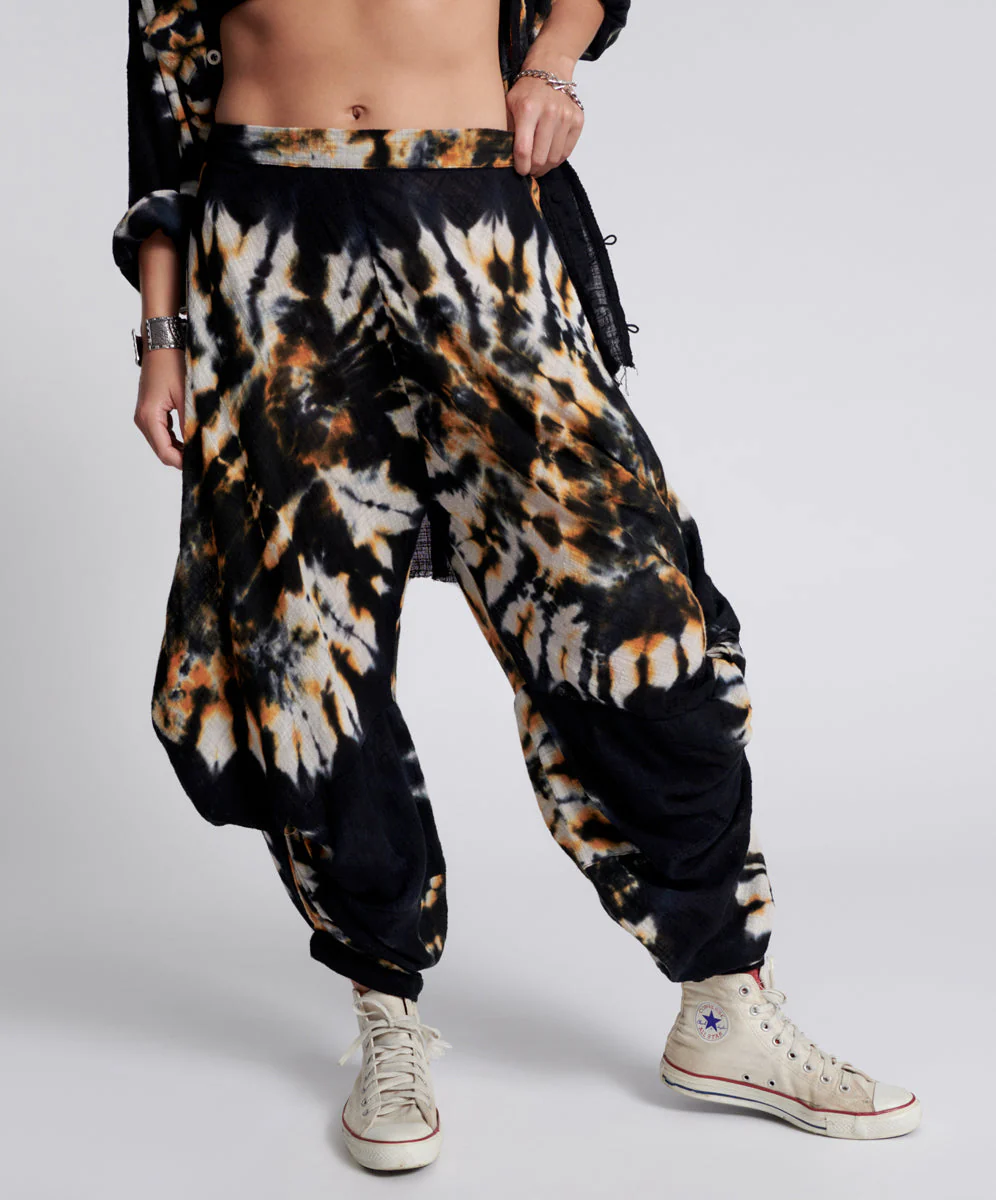 HAND PRINTED STORM FLOWER PANTS - Image 3