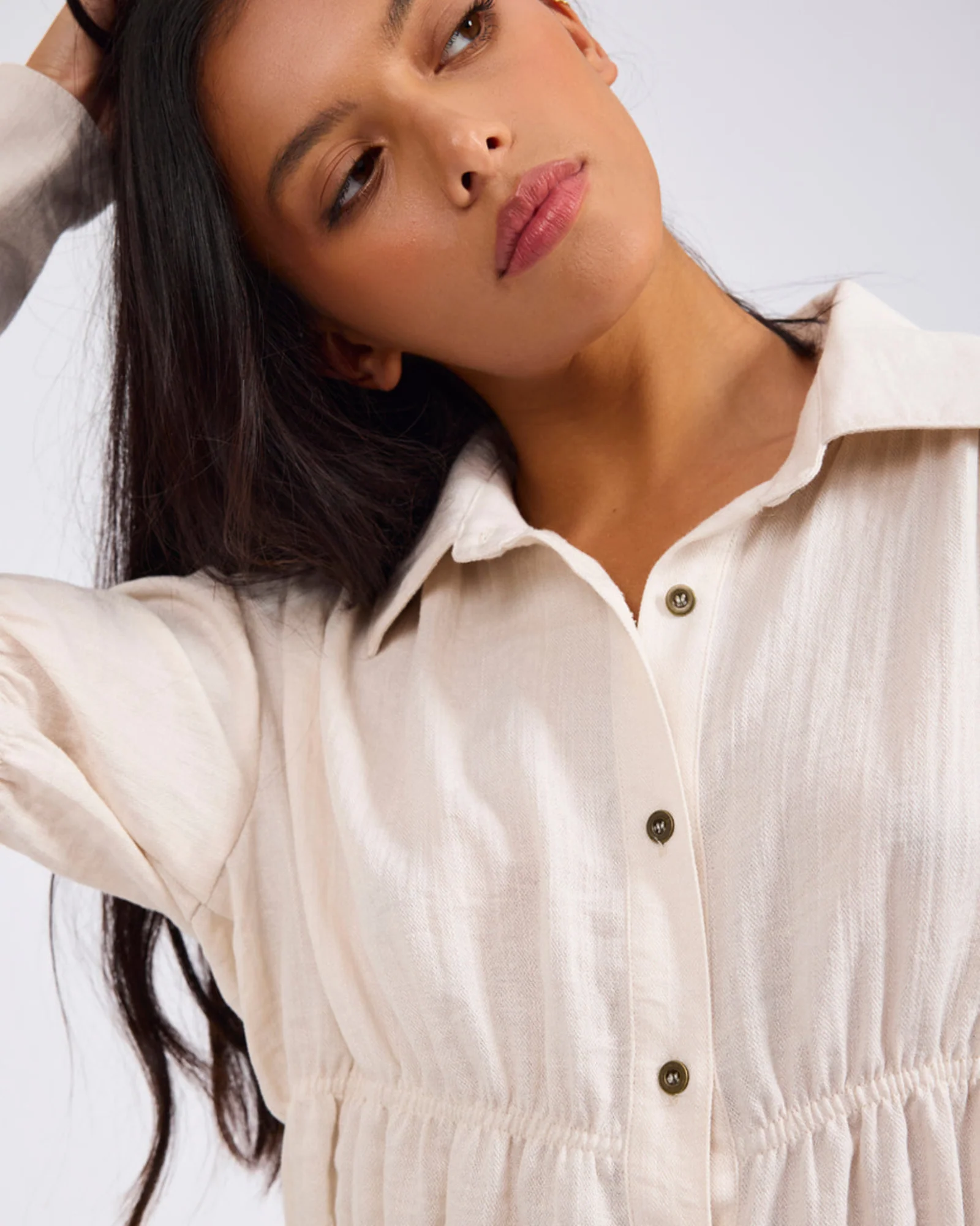 Harper Ruched Longsleeve Shirt - Cream - Image 10
