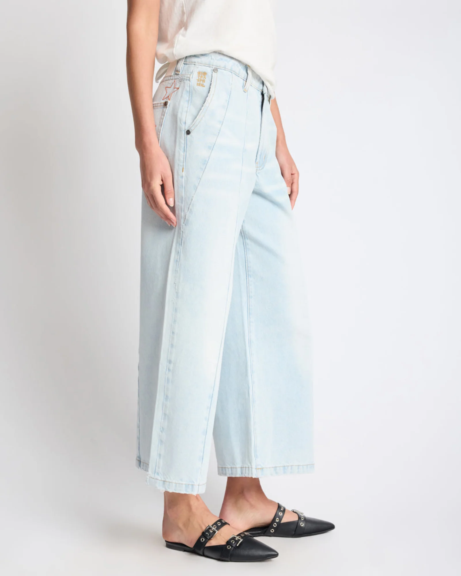 Hayden Mid Waist Wide Leg Cropped Denim Jeans - Bel Air Blue - Image 9