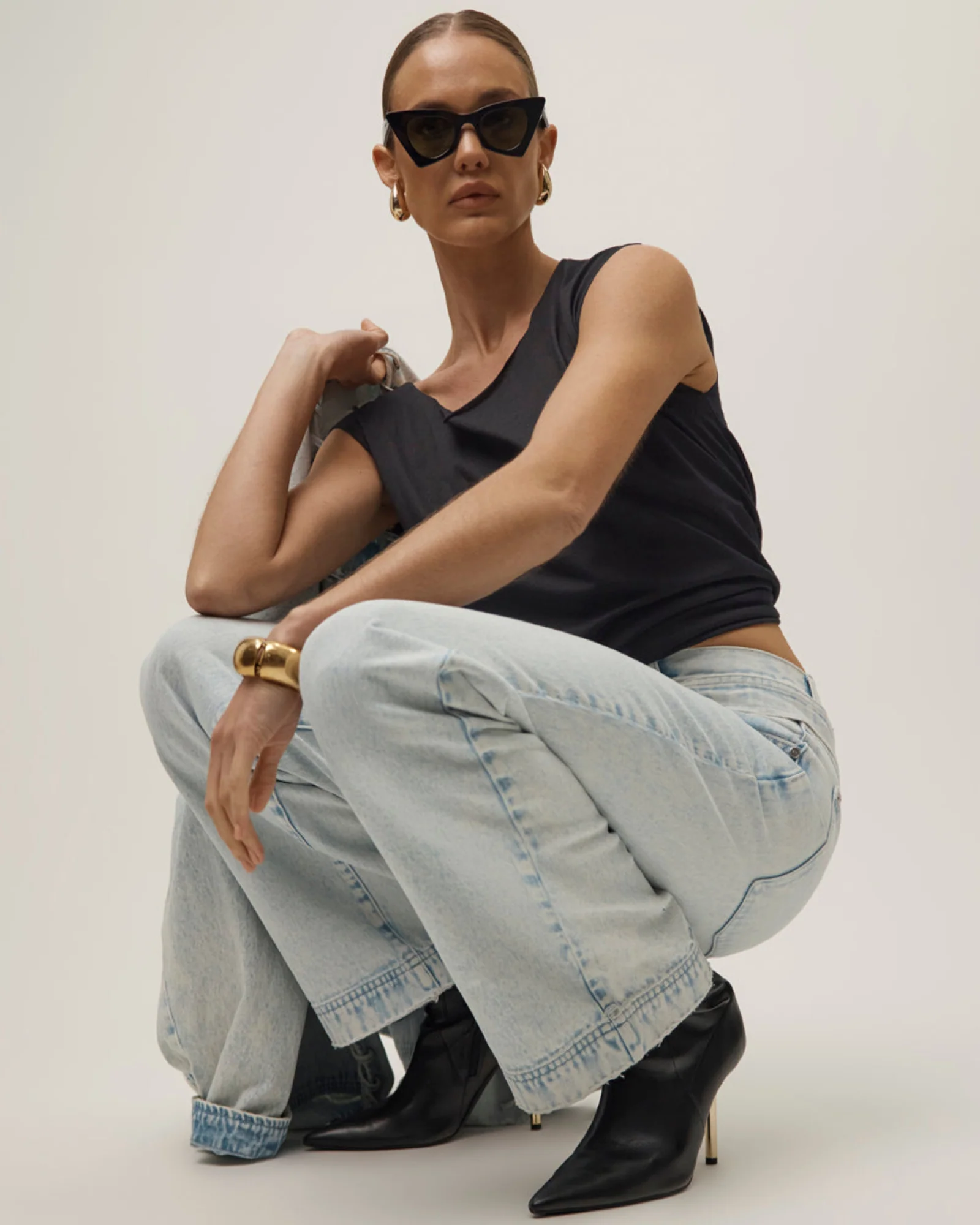 Jackson Belted Mid Waist Wide Leg Denim Jeans - Beach Blue - Image 15