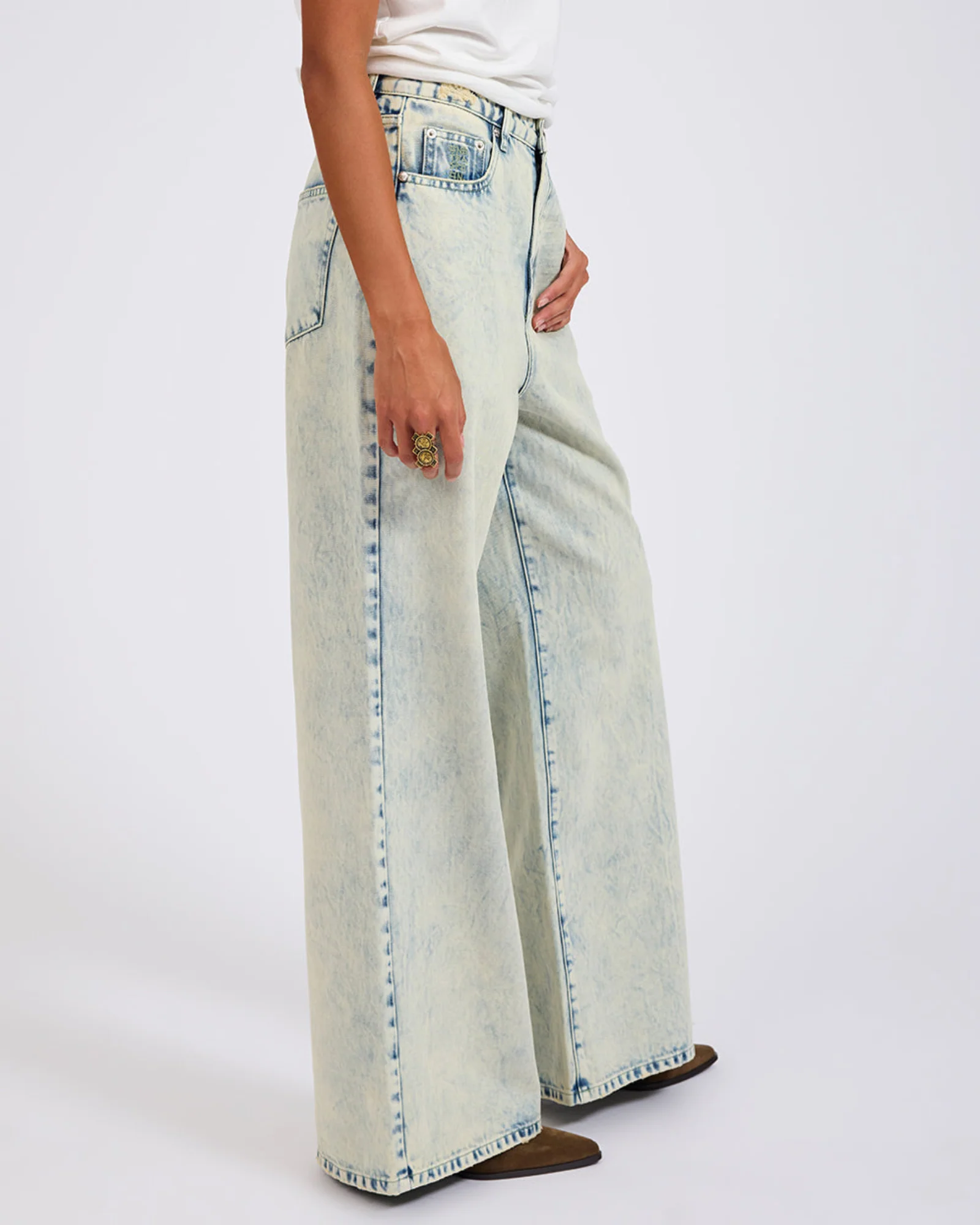 Love Machines Mid Waist Super Wide Leg Denim Jeans - Ambrosia Blue - Image 7