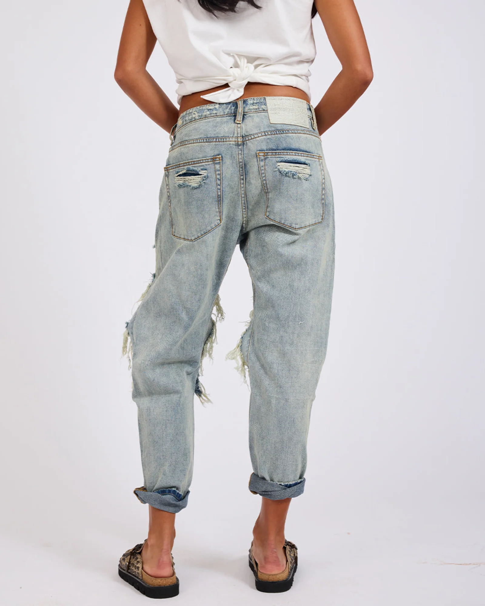 Saints Low Waist Boyfriend Denim Jeans - Montana - Image 5