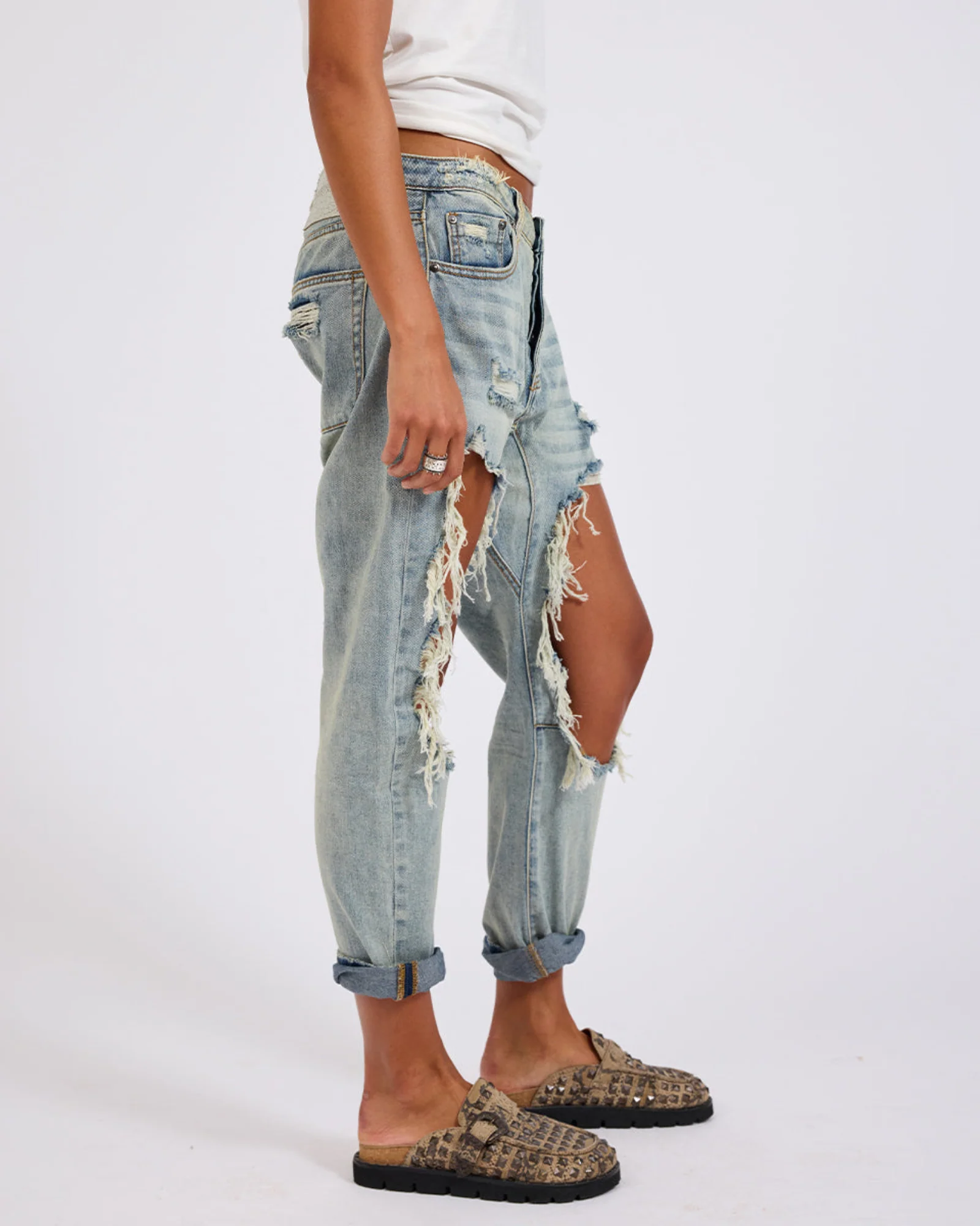 Saints Low Waist Boyfriend Denim Jeans - Montana - Image 6
