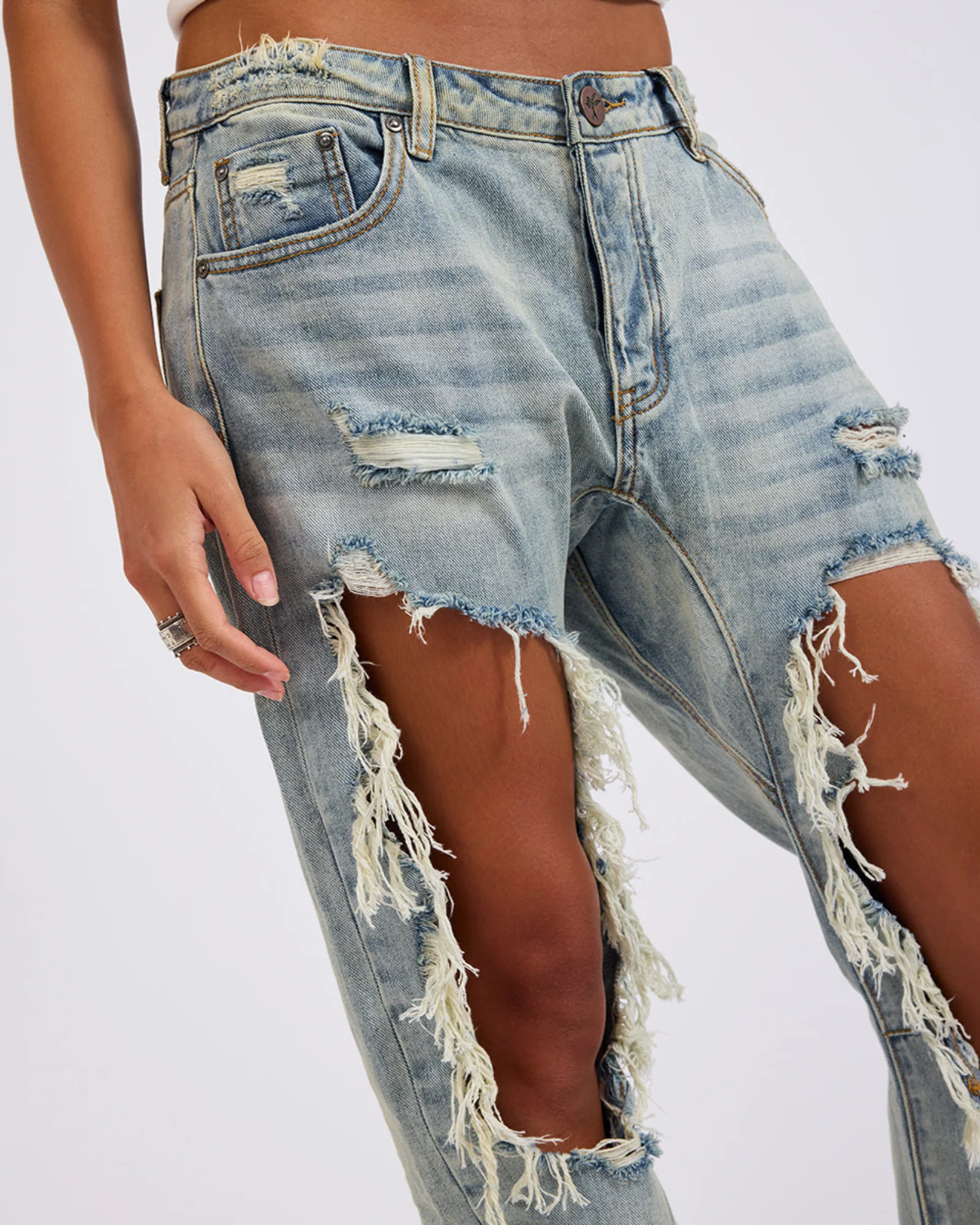 Saints Low Waist Boyfriend Denim Jeans - Montana - Image 7