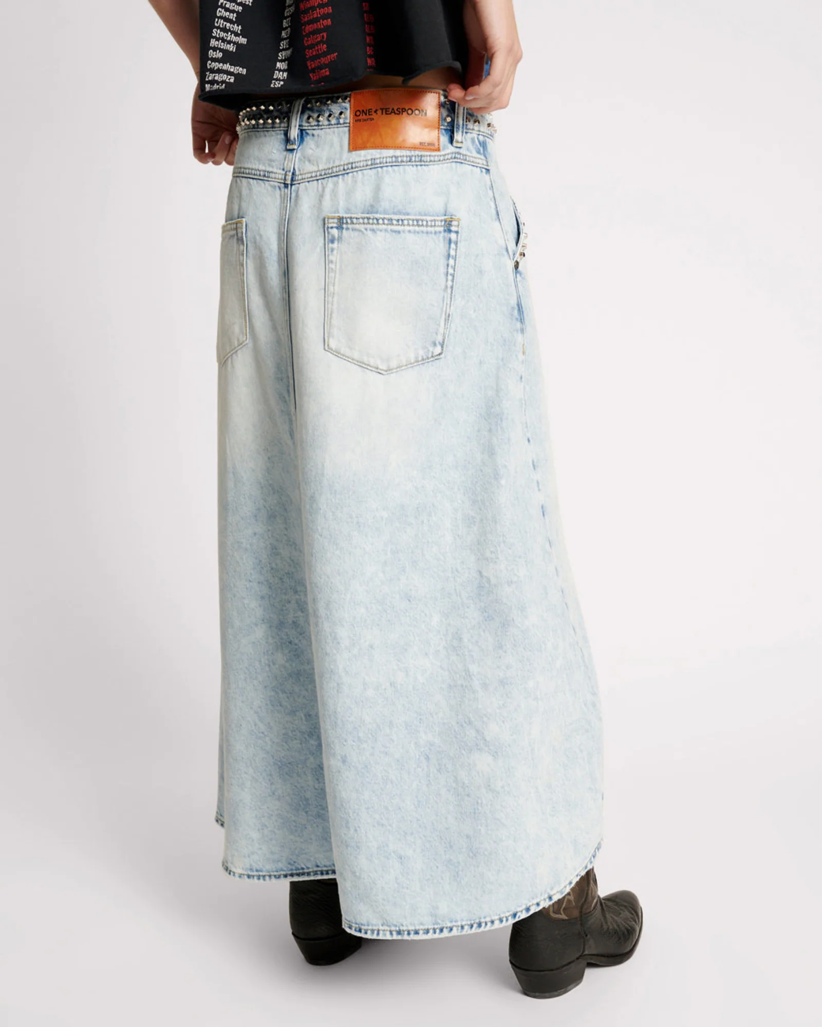 Mrs Carter Low Waist Long Denim Skirt - Image 4