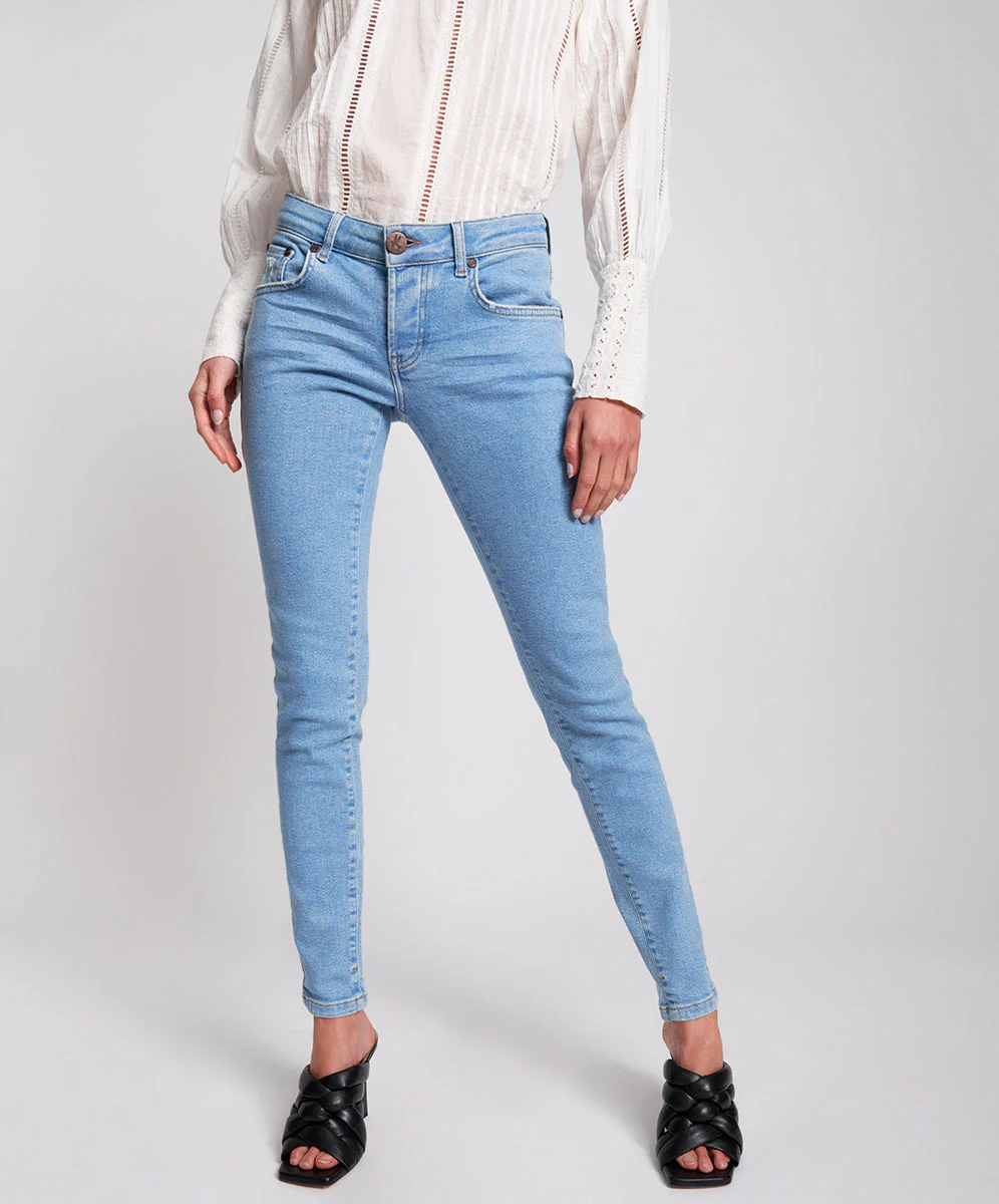 Freebirds II Low Waist Stretch Skinny Denim Jeans - Oahu Blue - Image 2