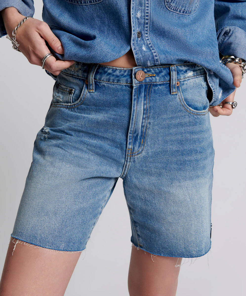 Jacksons Mid Waist Wide Leg Denim Shorts - Pacifica - Image 2