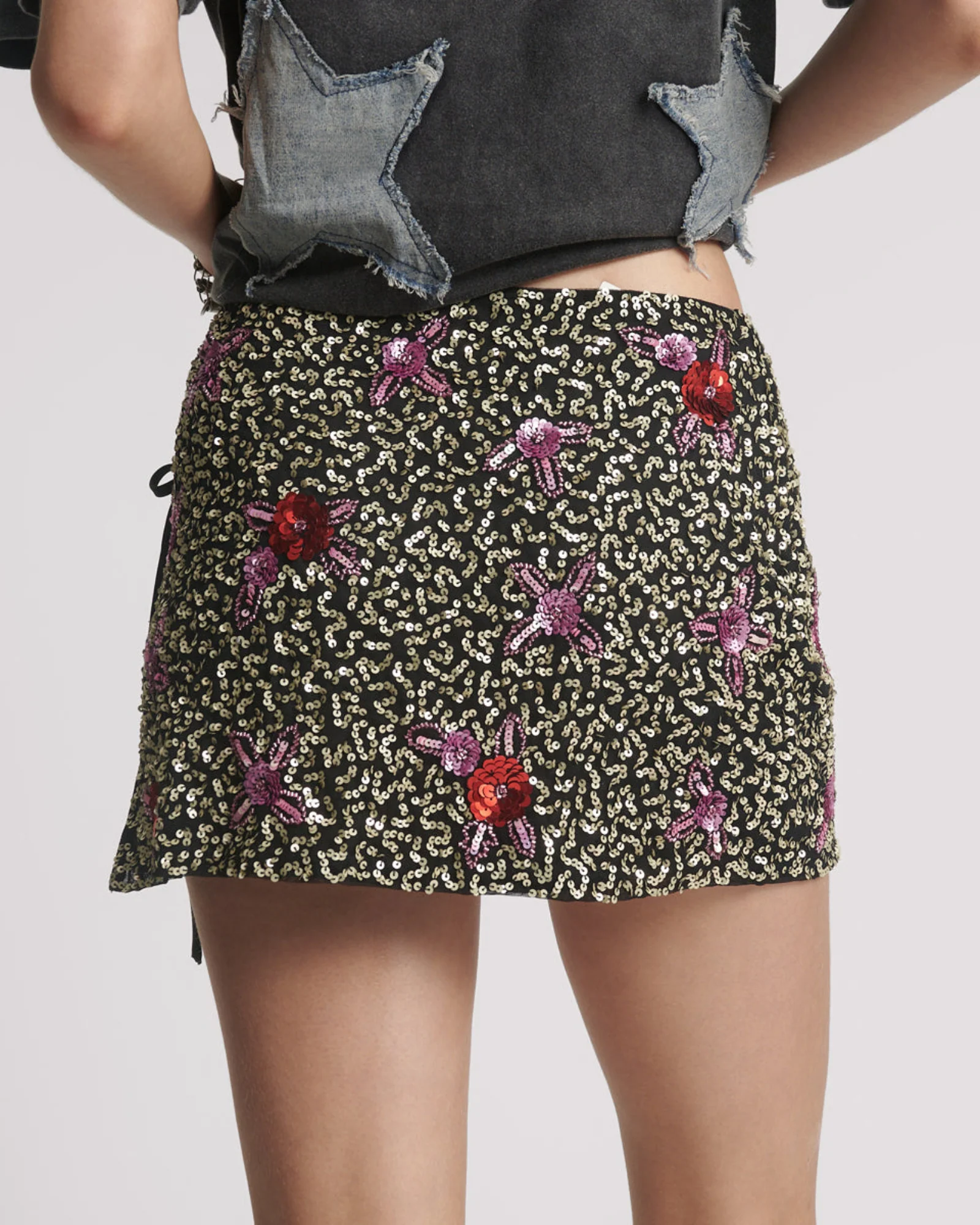 Pamela Hand Sequin Mini Skirt - Silver - Image 5