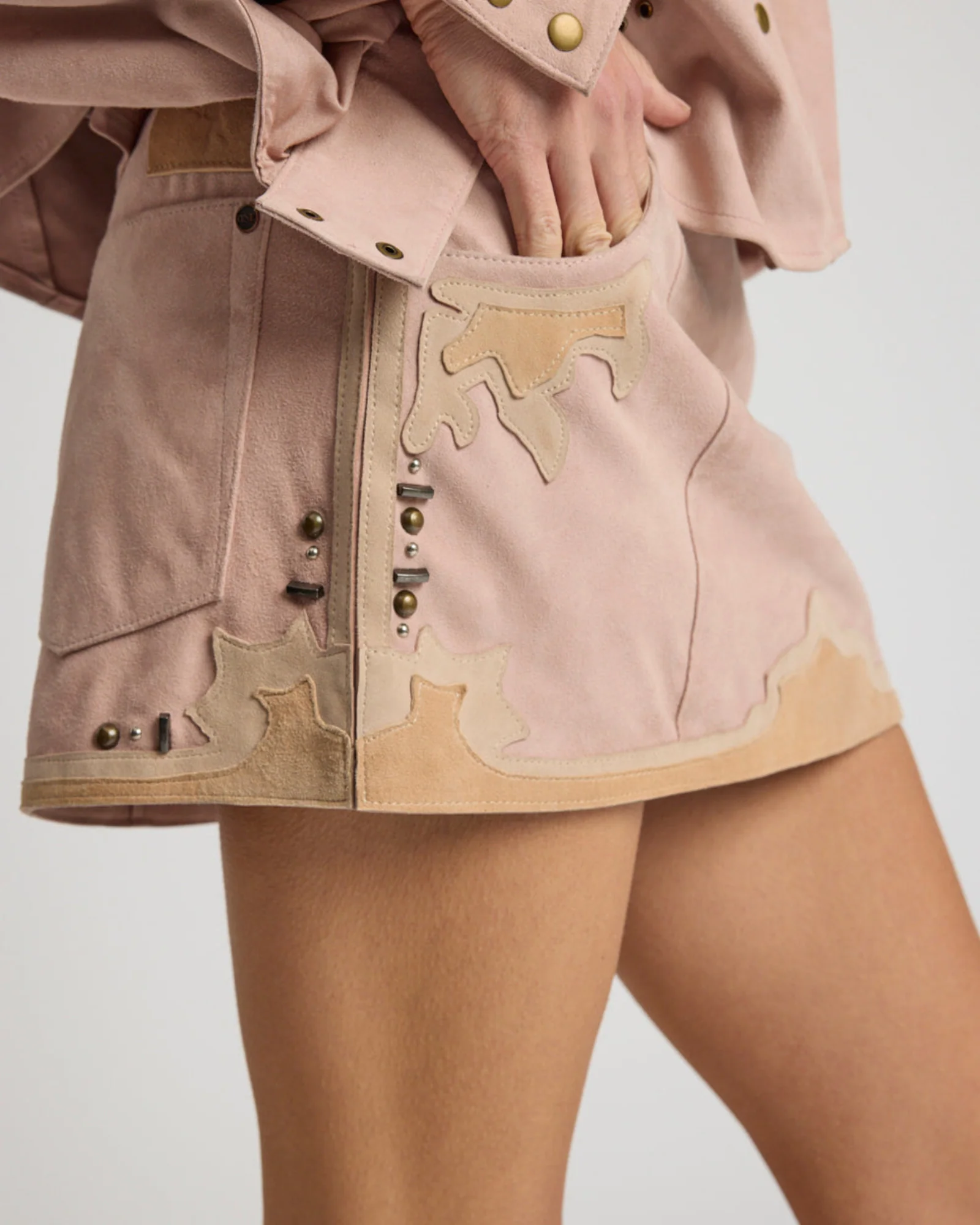 Rodeo Renegade Studded Applique Low Waist Mini Suede Skirt - Dusty Pink - Image 7