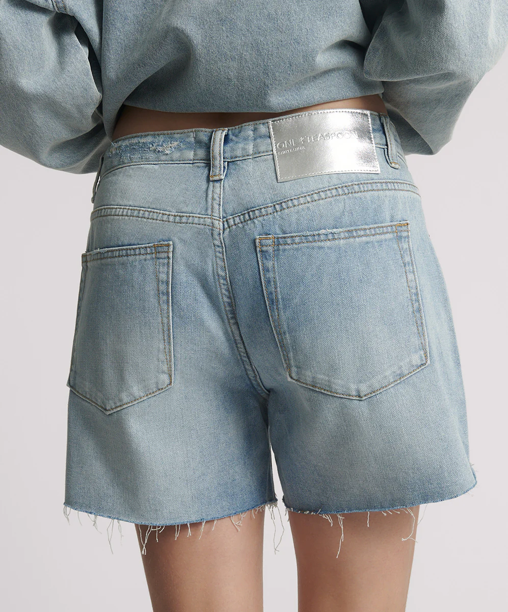 Shakers Low Waist Super Relaxed Denim Shorts - Hendrixe Blue - Image 4