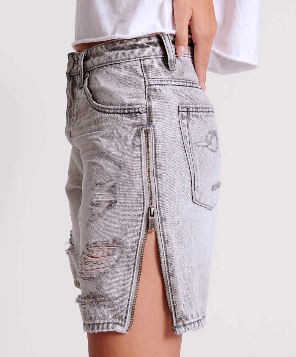 Jacksons Mid Waist Wide Leg Denim Shorts - Slate Acid - Image 4