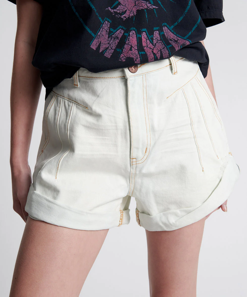 Streetwalkers High Waist 80S Fit Denim Shorts - Xanthe Light Blue - Image 2