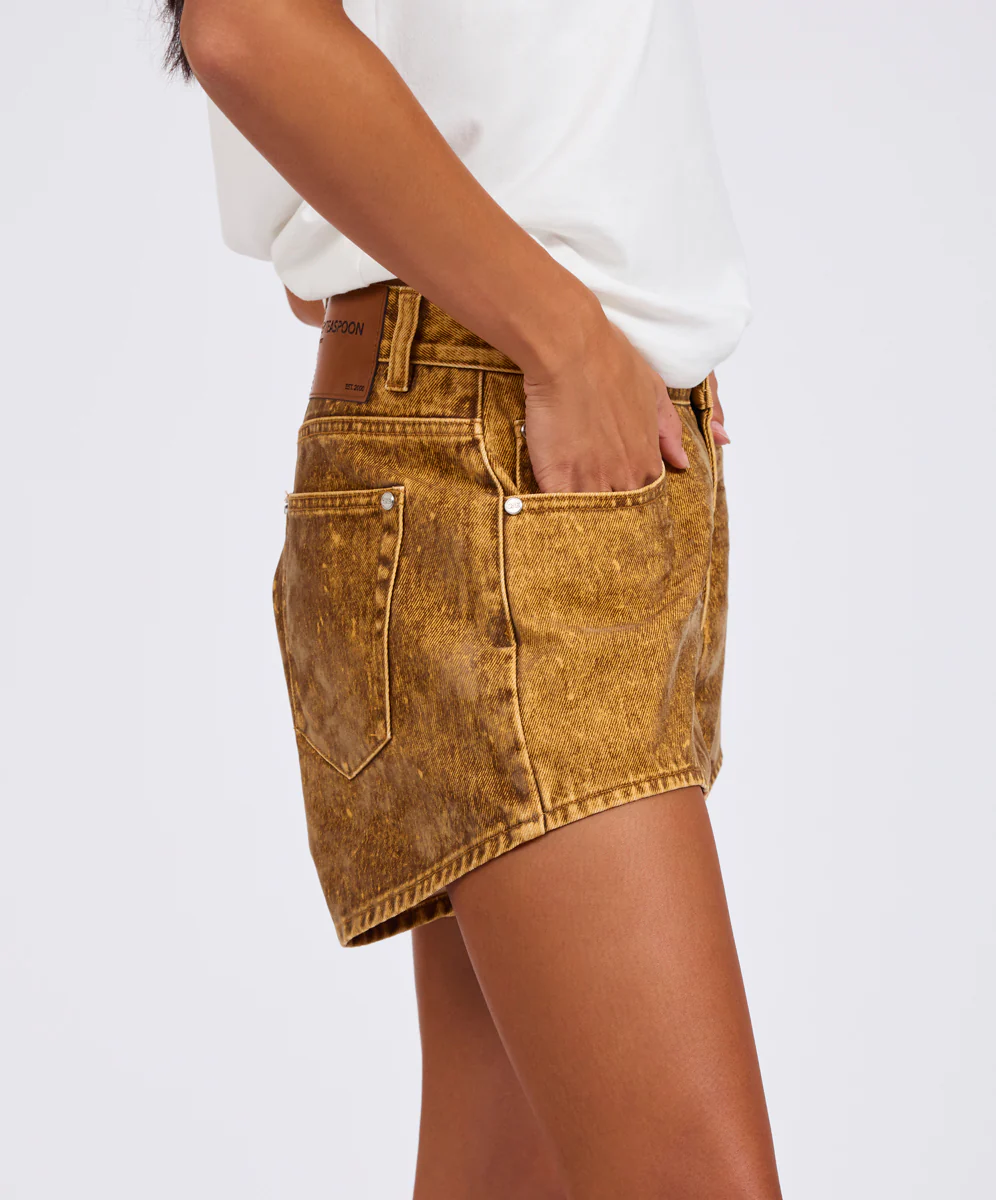 Truckers Mid Waist Relaxed Denim Shorts - Image 7