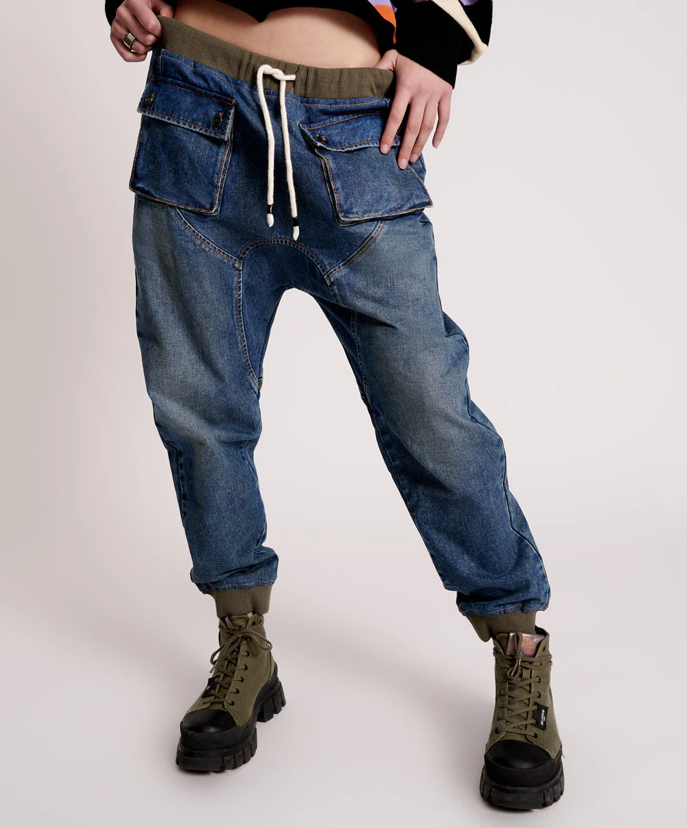 USED BLUE CADET JEANS - Image 2