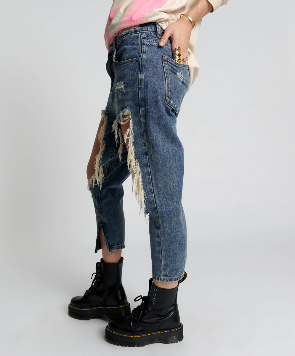 USED BLUE KINGPINS CROPPED BOYFRIEND JEANS - Image 3