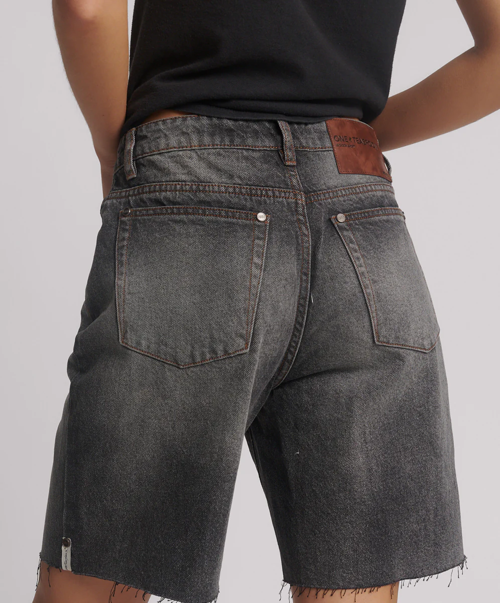 Jacksons Mid Waist Wide Leg Denim Shorts - Worn Black - Image 5